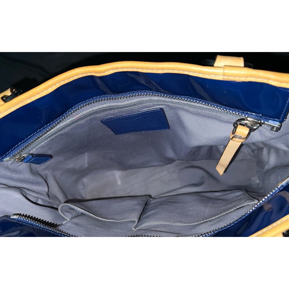 Coach Women’s Peyton Shoulder Purse Navy-Blue/Tan Leather J1261-F22322 - Picture 7 of 12